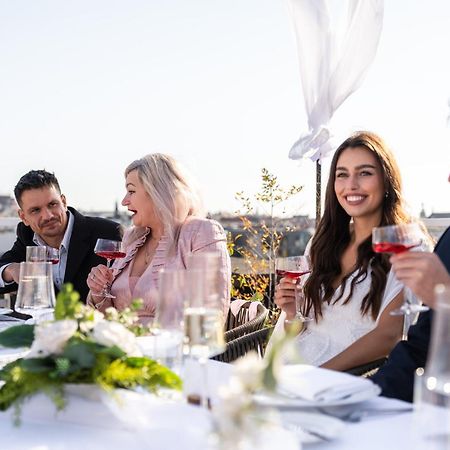 Pytloun Boutique Hotel Praga Exterior foto Wedding guests at a wedding reception