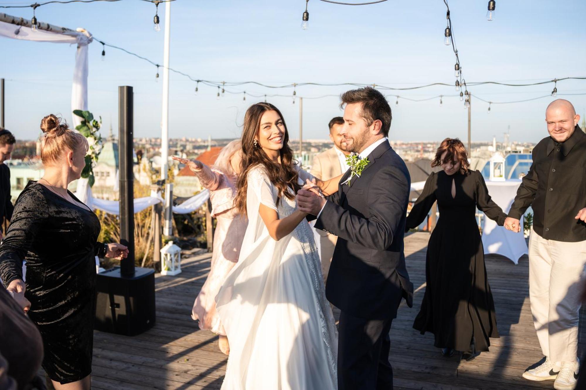 Pytloun Boutique Hotel Praga Exterior foto A Jewish wedding in Tel Aviv